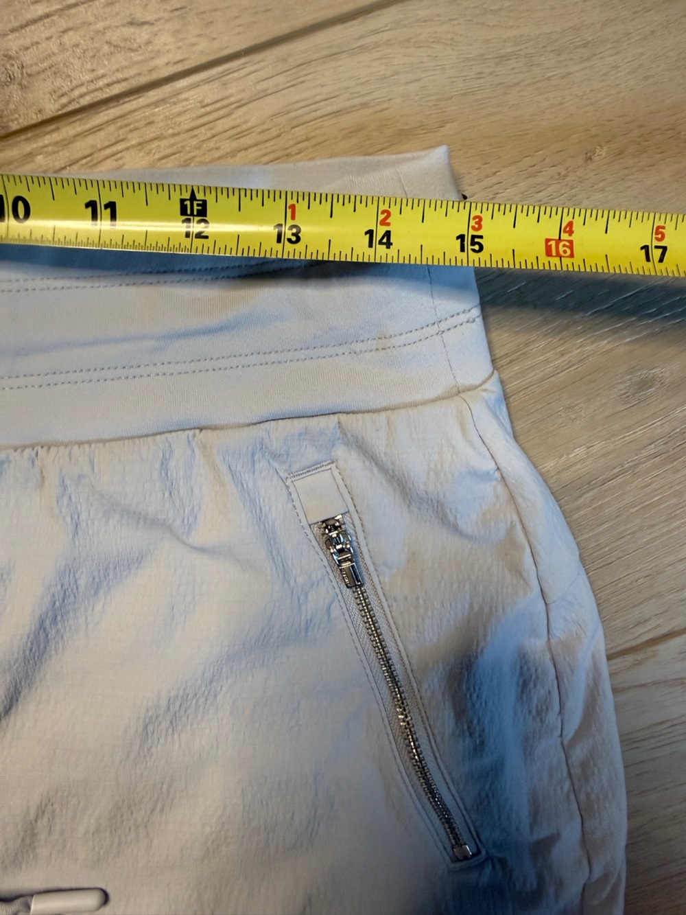 Athleta Trekkie North Skort Skirt Golf Light Grey Size 8 - Picture 7 of 8